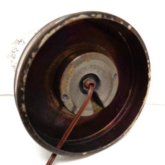 Neoclassical White Porcelain Cherub Lamp 1940's - Picture 10 of 16